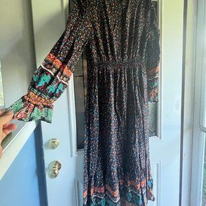 FREE SHIPPING; Dress; Pretty Garden; flowy; colorful; maxi;